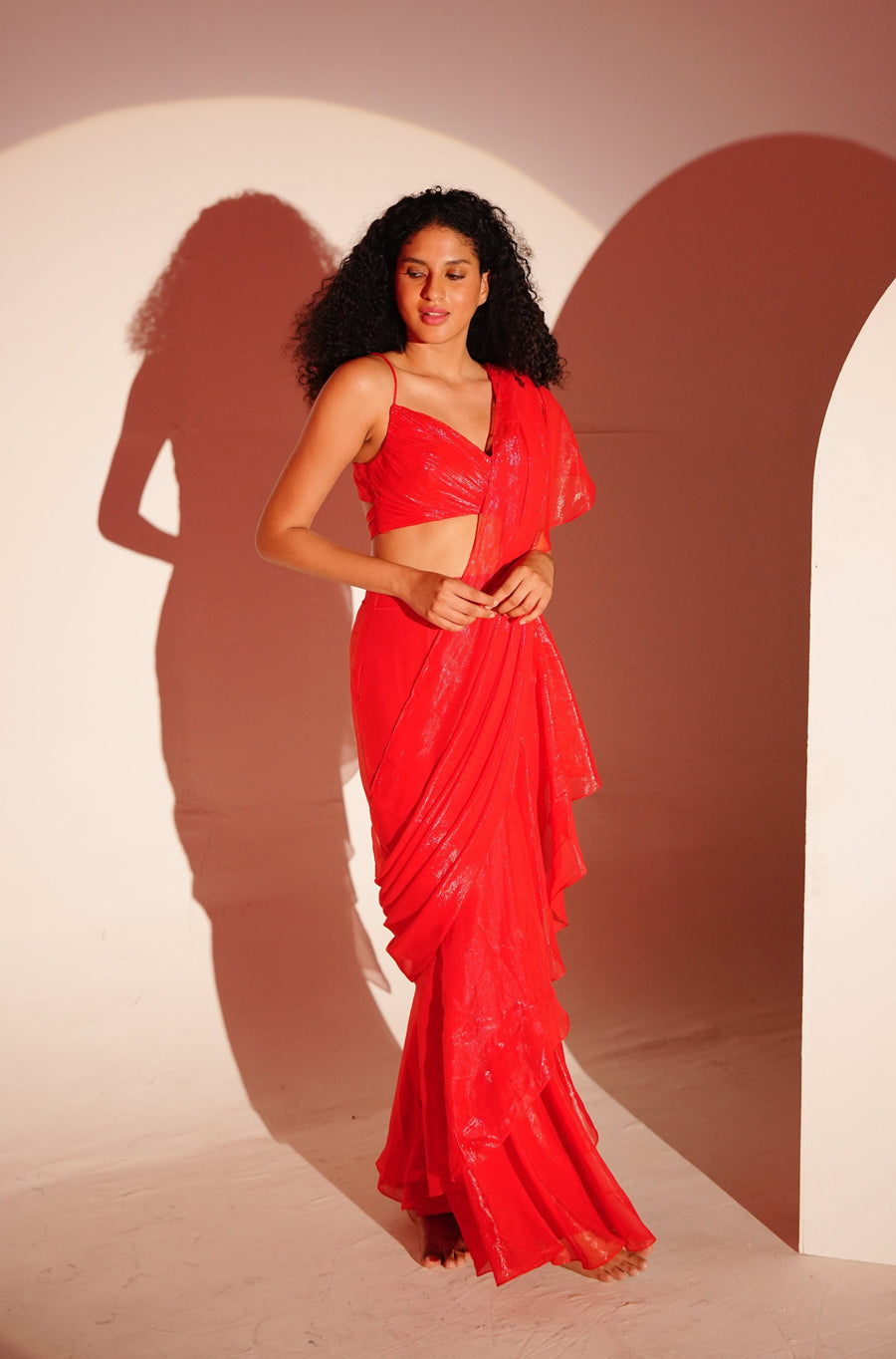 Morni In red